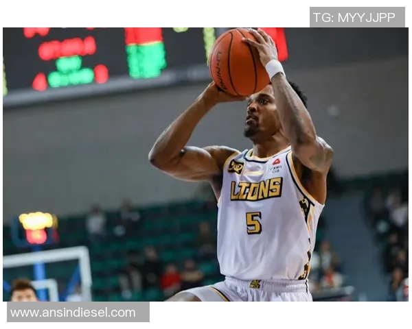 第9轮激战新疆队迎战广厦队争夺季后赛名额的关键对决